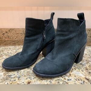 UGG Pixley High-Heeled Black Boots Nubuck Leather Medial Zipper 1095057 Size 11